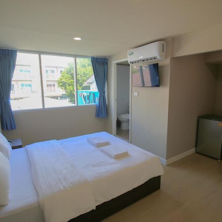 The Sea Bangsaen Hotel Extérieur photo