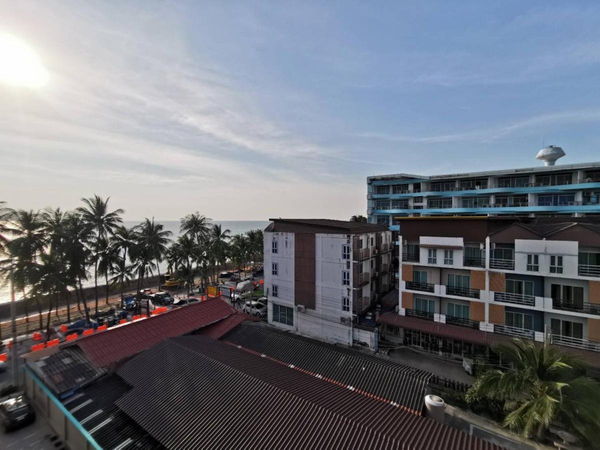 The Sea Bangsaen Hotel Extérieur photo