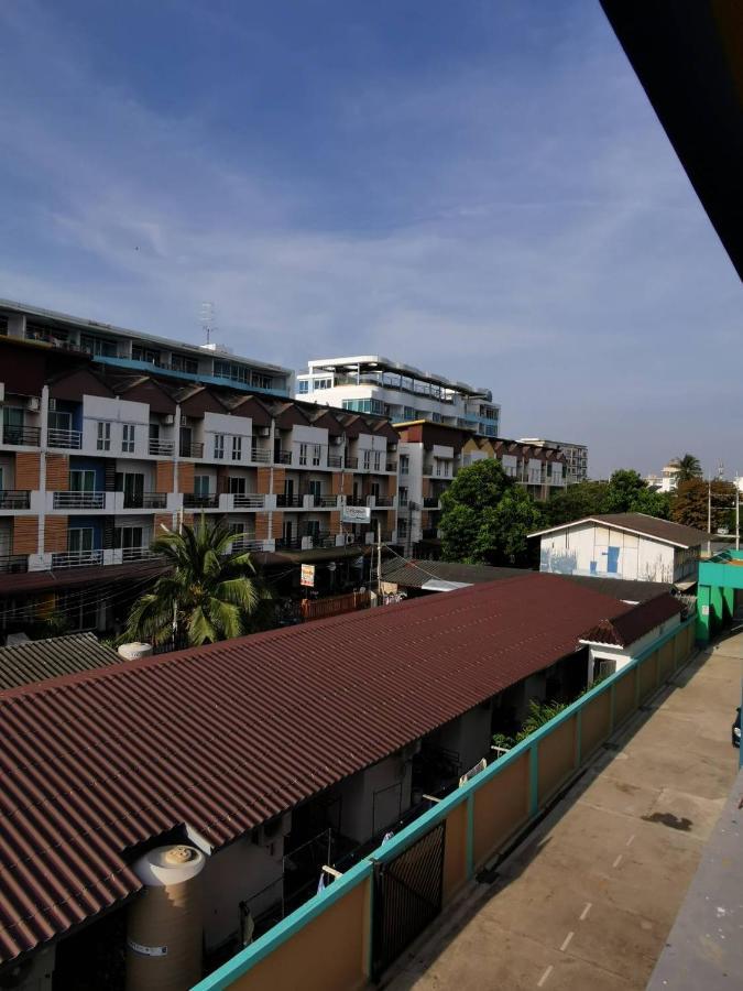 The Sea Bangsaen Hotel Extérieur photo