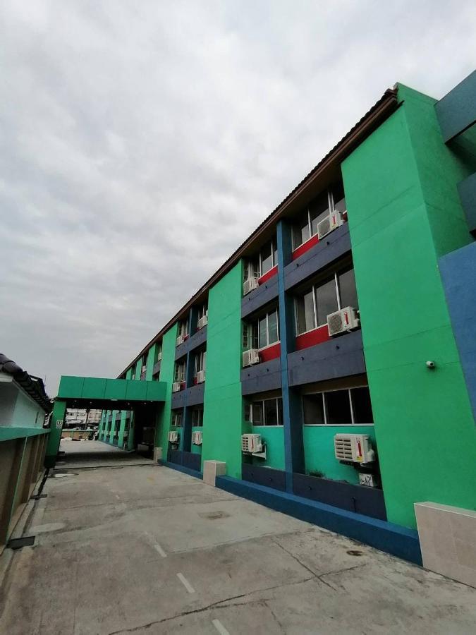 The Sea Bangsaen Hotel Extérieur photo