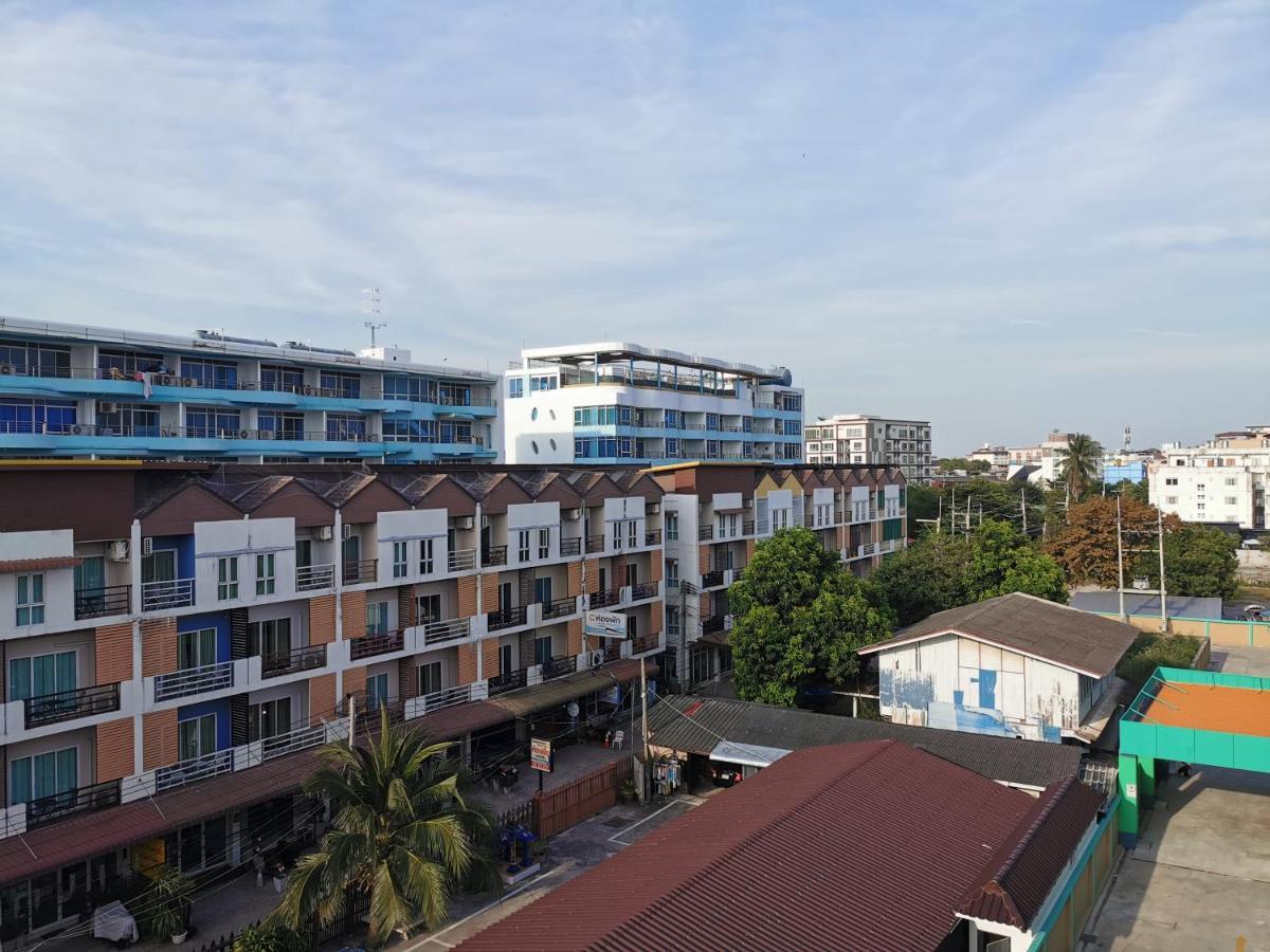 The Sea Bangsaen Hotel Extérieur photo