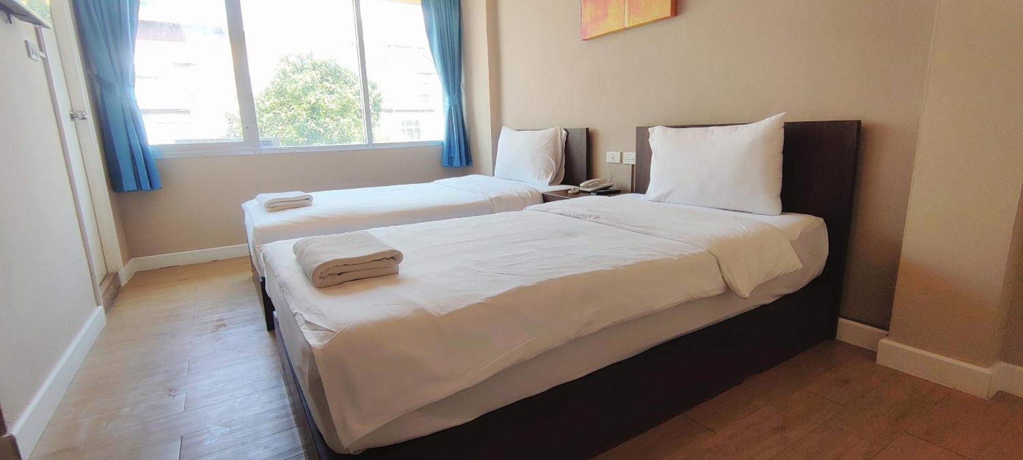 The Sea Bangsaen Hotel Extérieur photo